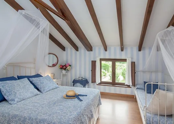 Charming House With View * Calgar